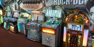 MAJUKEBOX10